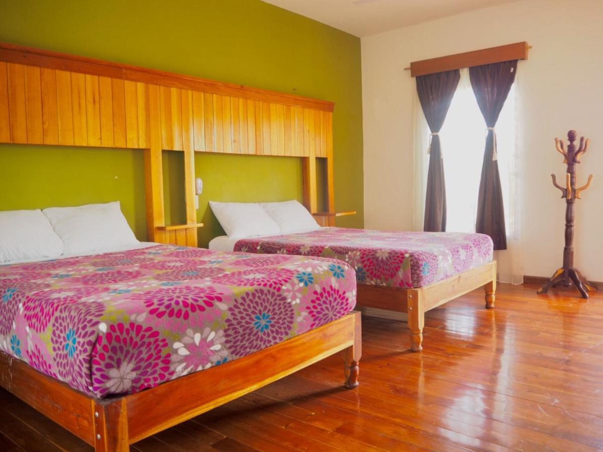 Hotel Maya Balam Xpujil Esterno foto