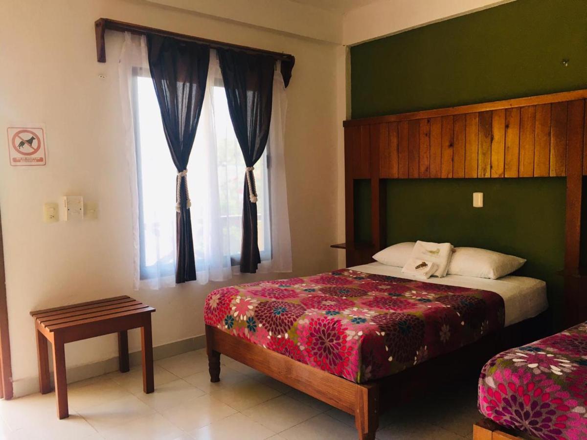 Hotel Maya Balam Xpujil Esterno foto